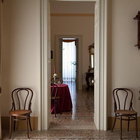 Palazzo Pio Apartment Lecce Esterno foto